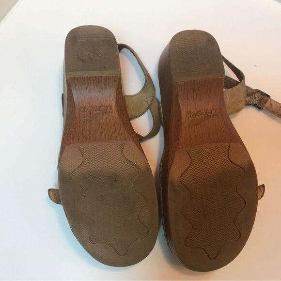 Dansko Sissy Strappy Clog Heeled Sandals in Tan Leather (38) - Picture 8 of 11